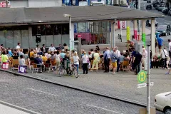 Während der 72 Hour Interactions fand im Juli 2014 auf dem Kornmarkt eine Diskussion mit internationalen Gästen statt. 