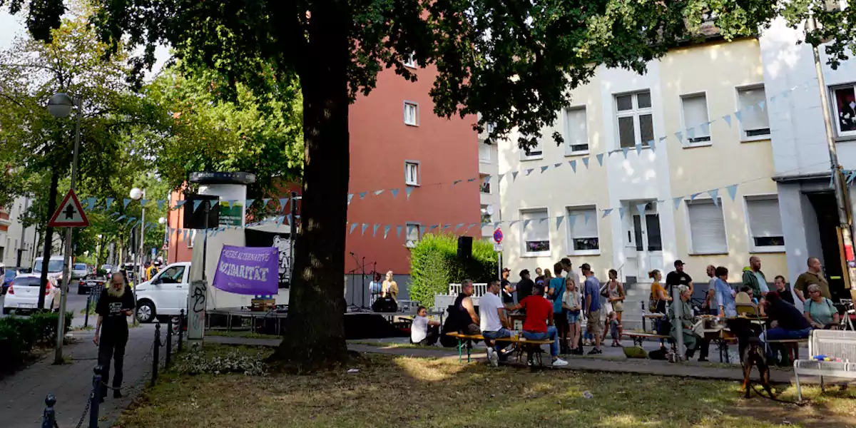 Bürgerinnenfest auf dem Ossietzkiplatz (Foto: HG)