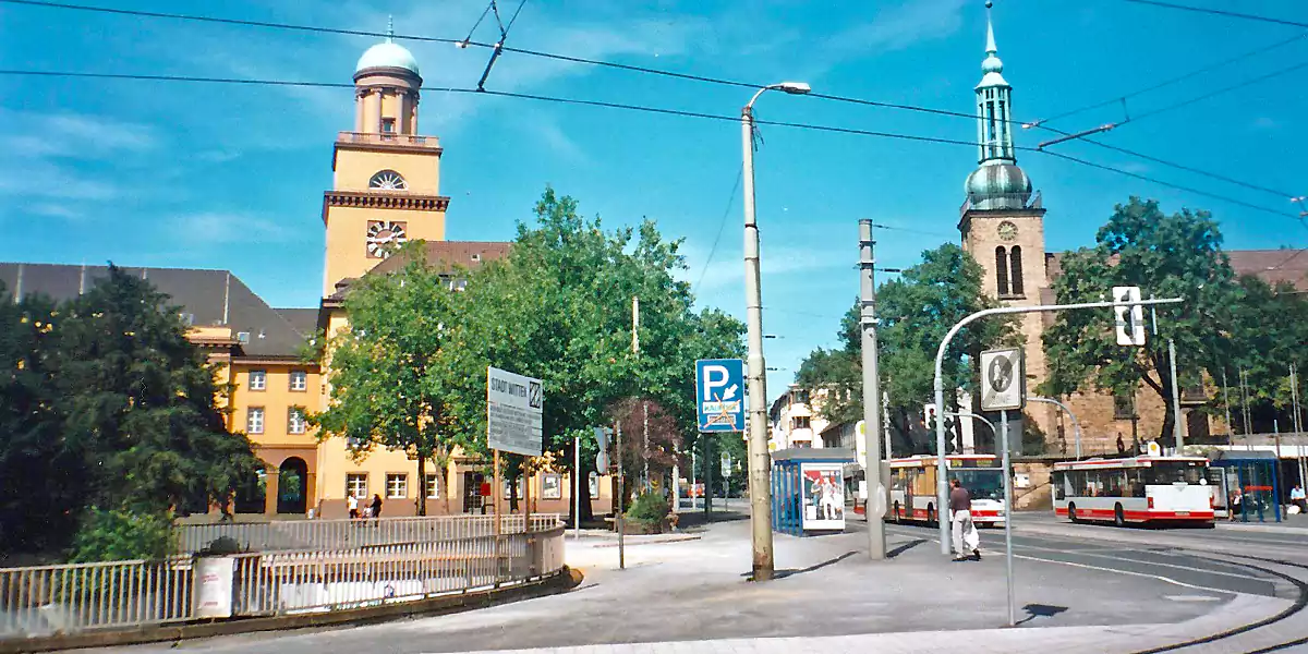 Witten Rathaus und die Hauptstraße Ende der 1980er Jahre (Foto: MS)